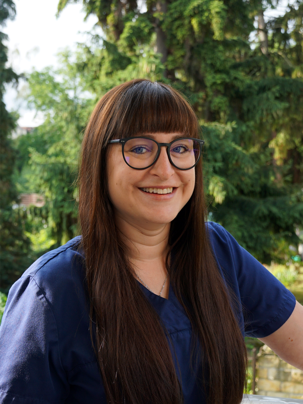 Porträtfoto von ZFA Luisa | ELBIMPLANT Zahnarztpraxis & Oralchirurgie
